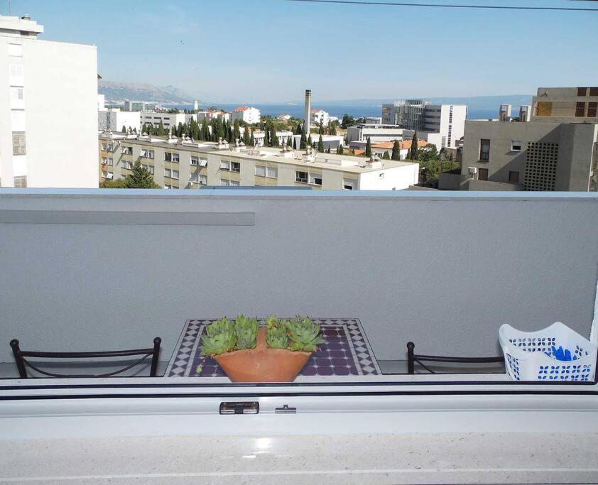 Eurit Apartment Shown In Detail Сплит Екстериор снимка